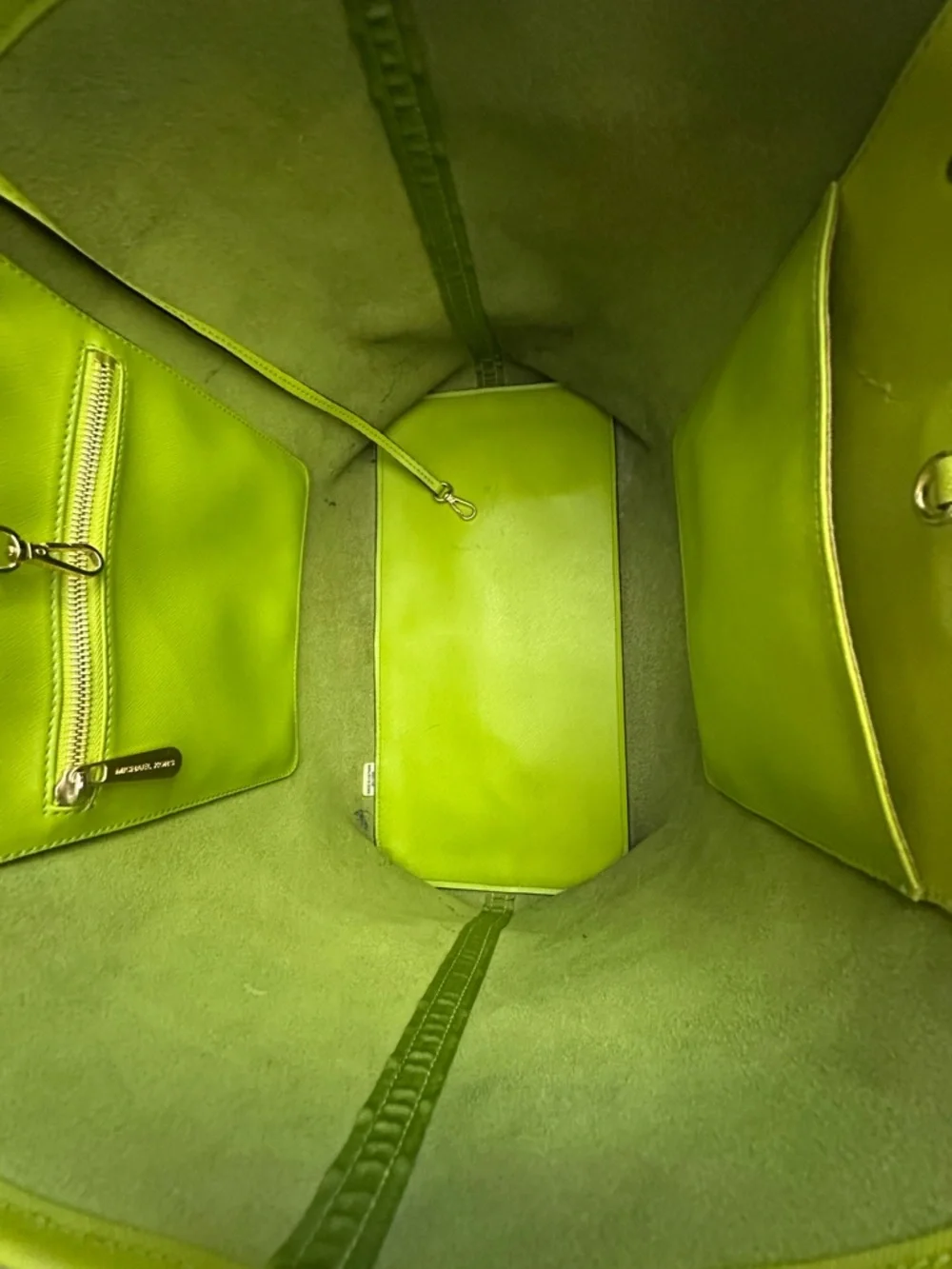 MICHAEL Michael Kors Jet Set Medium Leather Travel Tote - Picture 5 of 16